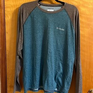 Columbia Men's Blue and Gray Long Sleeve Shirt